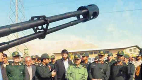 Pháo phòng không cao tốc 3 nòng cỡ 23mm.