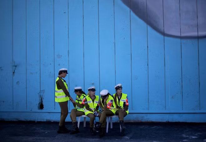 Nữ cảnh sát Israel.