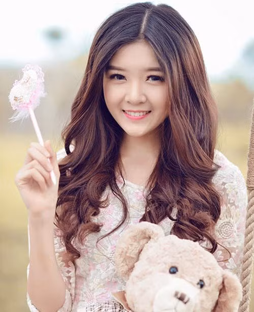 Nhung hot girl bo be hoc hanh de chay theo nghe thuat-Hinh-3