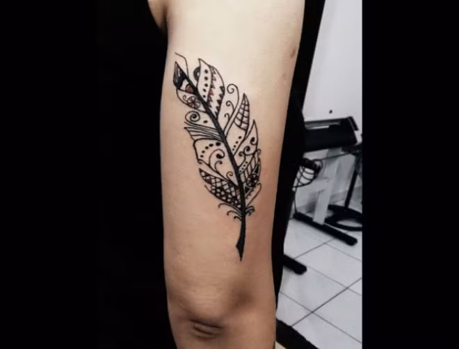 Lông vũ: Xăm hình lông vũ thể hiện khao khát muốn bay lên, muốn được tự do.