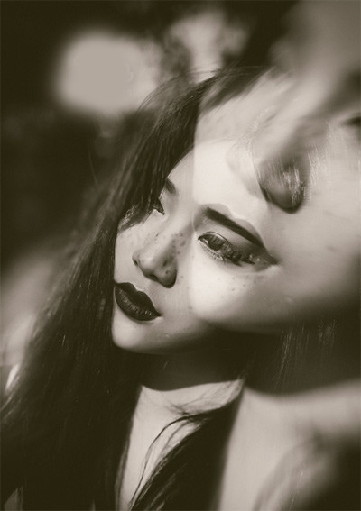 Về tin đồn gọt cằm, Milan lên tiếng khẳng định, không có chuyện cô phẫu thuật thẩm mỹ để có gương mặt đẹp hay chiếc cằm thon gọn. Nhan sắc cô bạn đang sở hữu hoàn toàn tự nhiên.