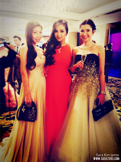 Cô gái 22 tuổi này là con gái của Peter Lim, tỷ phú Singapore, người giàu thứ 9 trong top 50 người giàu nhất Singapore năm 2014.