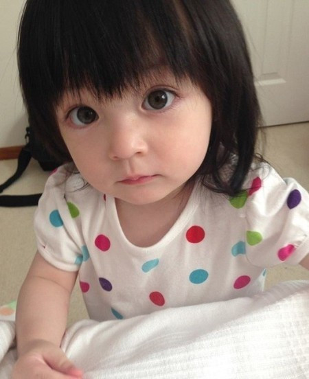 Cô bé Sarah Michelle sinh ngày 15/10/2012.