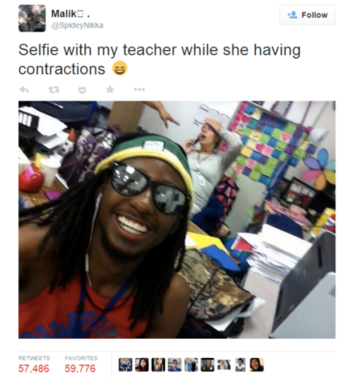 10. Tự sướng với cô giáo đang đau đẻ. Quả đúng là bất cứ khoảnh khắc nào cũng có thể tự sướng được. Người khác đau thì kệ, mình cứ phải "sướng" phần mình cái đã.