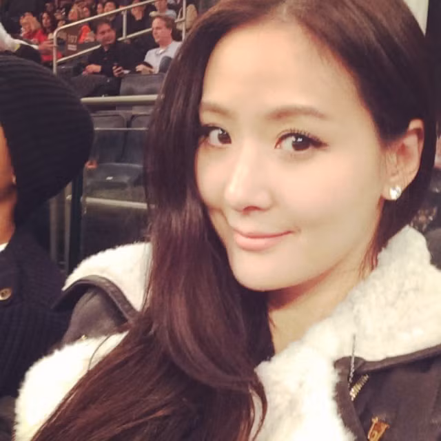 Aimee hiện là doanh nhân ngành thời trang, là đồng sáng lập một trung tâm mua sắm ở Đài Loan. Cô thường đến những hộp đêm hạng sang, ngồi hàng ghế đầu trong các buổi trình diễn thời trang.