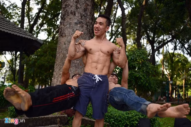 Tập luyện môn thể thao ngoài việc giúp thân hình đẹp, người tập có thể giải tỏa căng thẳng và mệt mỏi một cách hiệu quả.