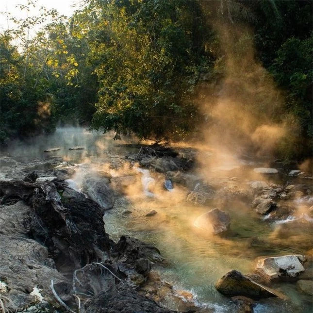 Dong song nong nhat the gioi, co khuc toi 100 do C-Hinh-2