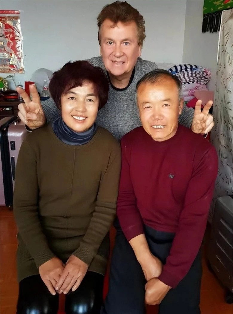 8X cai loi bo me ra nuoc ngoai lay chong Anh hon 36 tuoi-Hinh-6