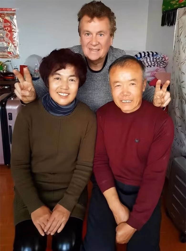 8X cai loi bo me ra nuoc ngoai lay chong Anh hon 36 tuoi-Hinh-6