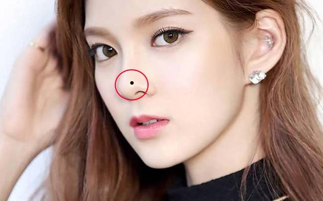 3 nốt ruồi tượng trưng Tài Lộc Phát, 1 vị trí đón lệ buồn 3 not ruoi tuong trung Tai Loc Phat, 1 vi tri don le buon