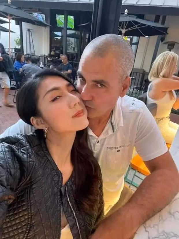 Ngoc Quyen cho tinh Tay len song, doi xu sao voi con rieng cuu mau?-Hinh-5