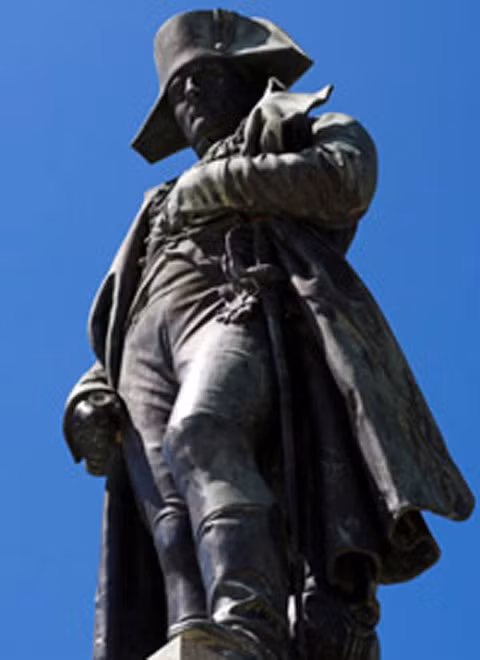 3. Đế chế Venetian: Niềm tự hào của Đế chế Venetian là sở hữu lực lượng hải quân khổng lồ cho phép quốc gia này bành trướng lãnh thổ trên khắp châu Âu và Địa Trung Hải. Cuối cùng, đế chế này chinh phục các vùng đất có ý nghĩa lịch sử quan trọng như Síp và Crete. Venetian đã tồn tại trong khoảng thời gian 1.100 năm (từ năm 697 sau công nguyên - 1797 sau công nguyên). Vùng đất mà đế chế này từng đóng đô hiện là lãnh thổ của Cộng hòa Venice.