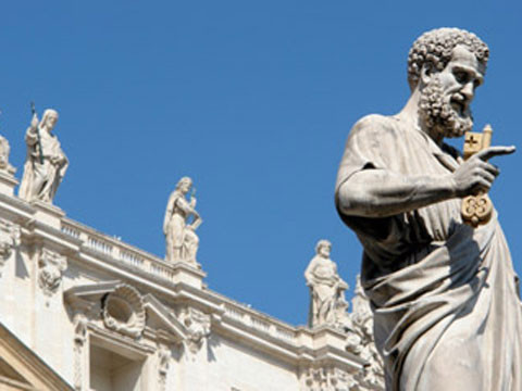 5. Đế chế La Mã thần thánh (Holy Roman): Đế chế La Mã thần thánh tồn tại từ năm 962 trước công nguyên - 1806 trước công nguyên. Lãnh thổ của đế chế này chủ yếu bao gồm khu vực trung tâm châu Âu, đặc biệt là phần lớn nước Đức. Đế chế này được khai sinh kể từ khi Otto I tuyên bố là vua của nước Đức. Sau này, ông được mọi người biết đến là vị vua đầu tiên của Đế chế La Mã thần thánh.