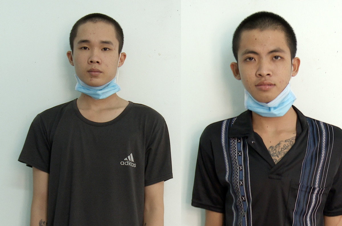 Tam giam 2 thanh nien cuop tai san cua nguoi ban ve so