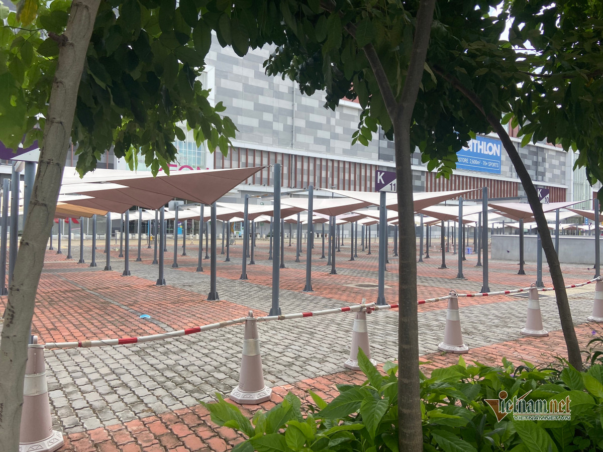 Sieu thi lon nhat TP.HCM dong cua vi lien quan ca nghi nhiem COVID-19-Hinh-6