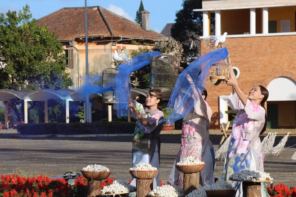 Ước nguyện hoà bình.