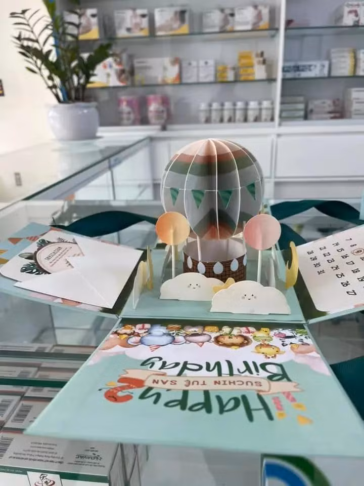 Ai nu 2 tuoi khong khac gi Dam Thu Trang khi mac vest-Hinh-11