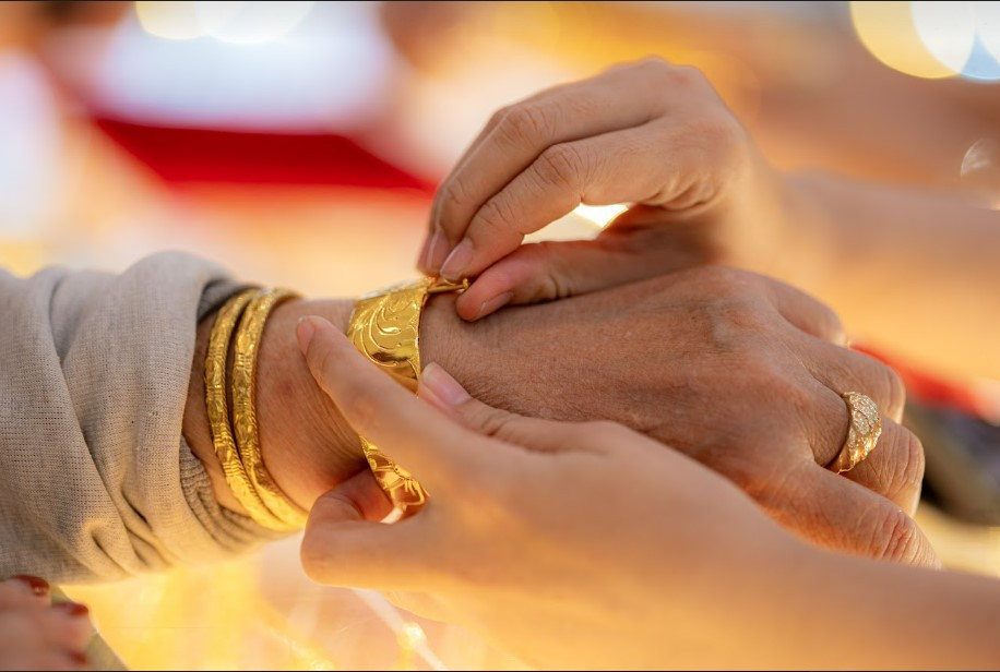 Giá vàng hôm nay 28/8: Vàng giảm không phanh, cả tuần gây sốc - Hình 3 Gia vang hom nay 28/8: Vang giam khong phanh, ca tuan gay soc-Hinh-3