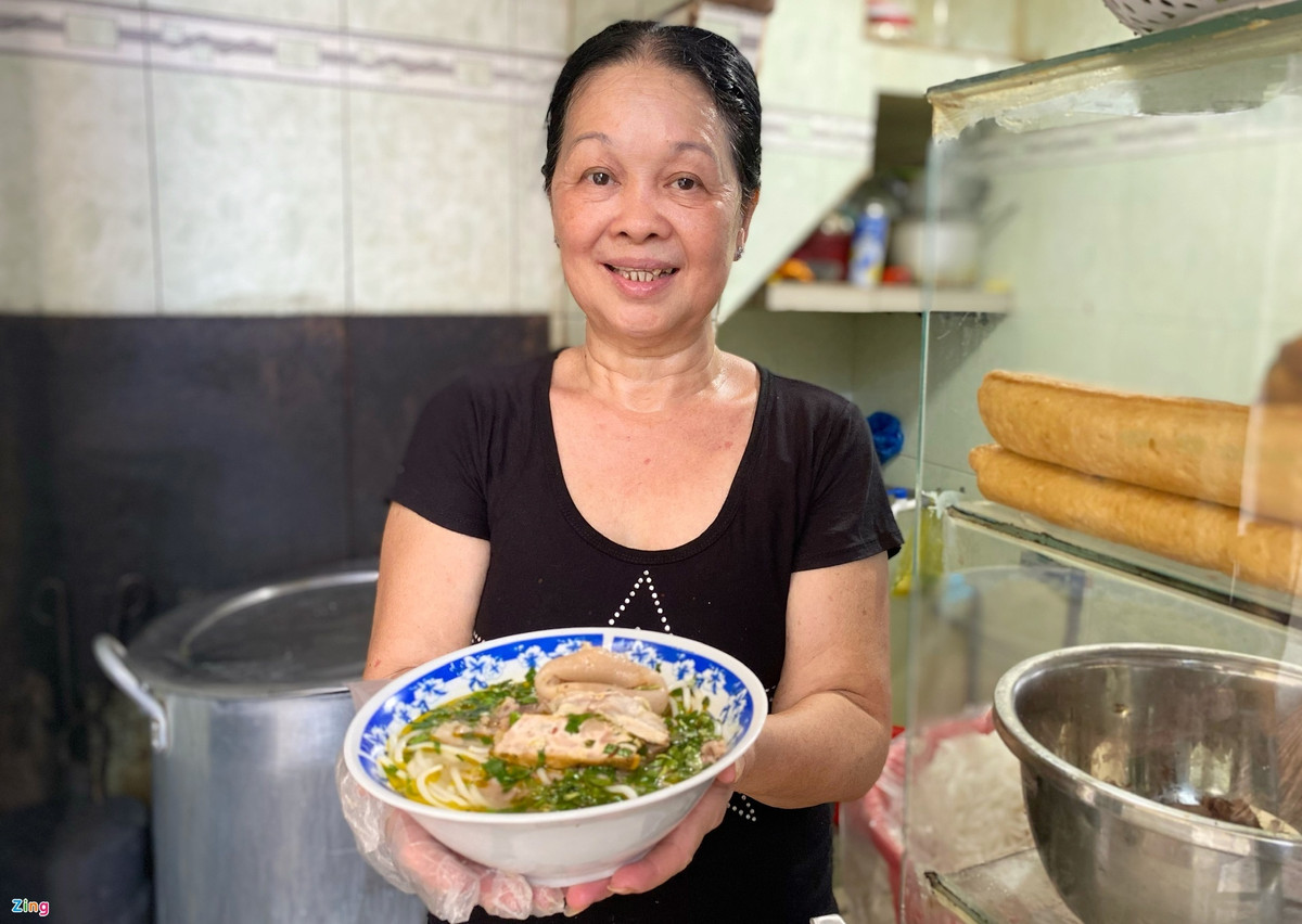 Chu nha hang o TP.HCM: 'Chung toi khong doi co voi TikToker'-Hinh-2