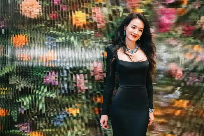 Lo anh chua chinh sua “nu hoang canh nong” Thu Ky o tuoi U50