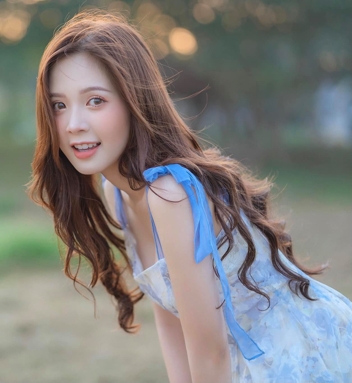 Ve ngoai khac han tren phim 'Garage hanh phuc' cua Ngoc Huyen-Hinh-10