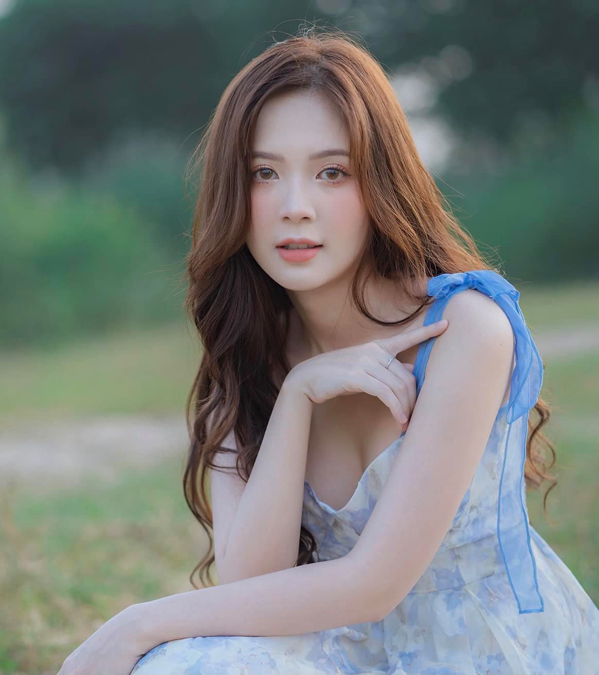 Ve ngoai khac han tren phim 'Garage hanh phuc' cua Ngoc Huyen-Hinh-9