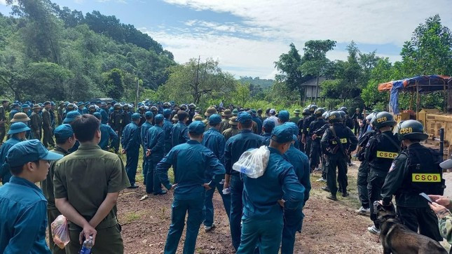 Huy dong hang tram nguoi truy tim ga con re chem ca gia dinh nha vo-Hinh-3