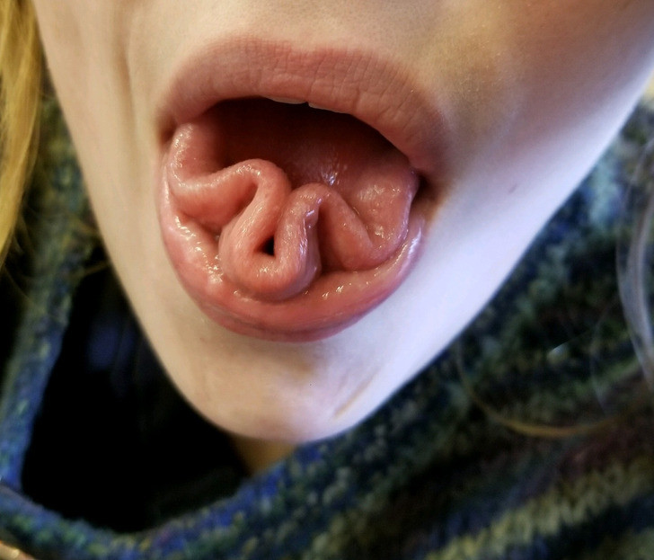 "Tôi tạo ra hình dạng khúc khuỷu này bằng lưỡi của mình"