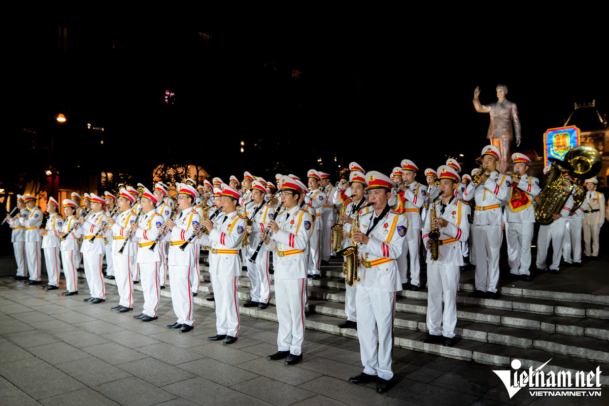 Quan nhac dieu hanh quanh trung tam TP.HCM trong dem-Hinh-13