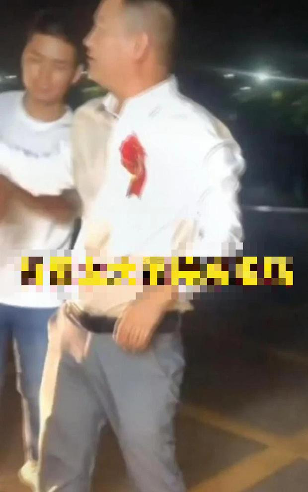 Nguoi yeu cu co dau toi quay pha dam cuoi va cai ket