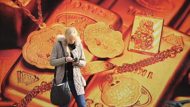 Gia vang hom nay 3/2: Dau nam tang lien tuc