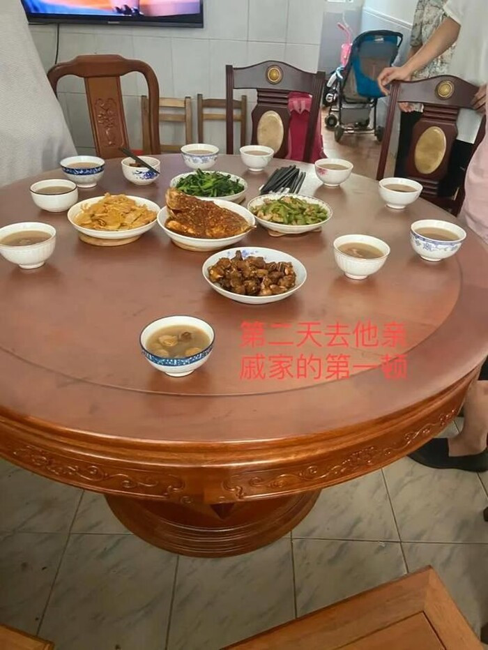 Méo mặt khi được đãi món này khi thăm nhà bạn trai ngày Tết - Hình 3 Meo mat khi duoc dai mon nay khi tham nha ban trai ngay Tet-Hinh-3