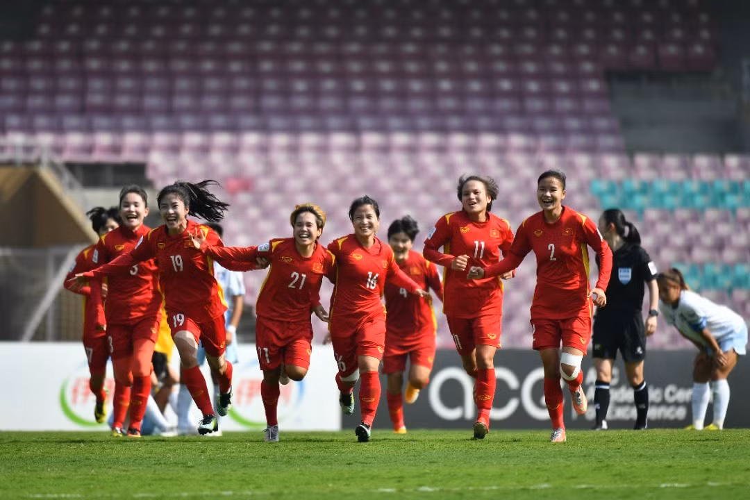 HLV Mai Duc Chung khong dan dat tuyen nu Viet Nam o World Cup-Hinh-2