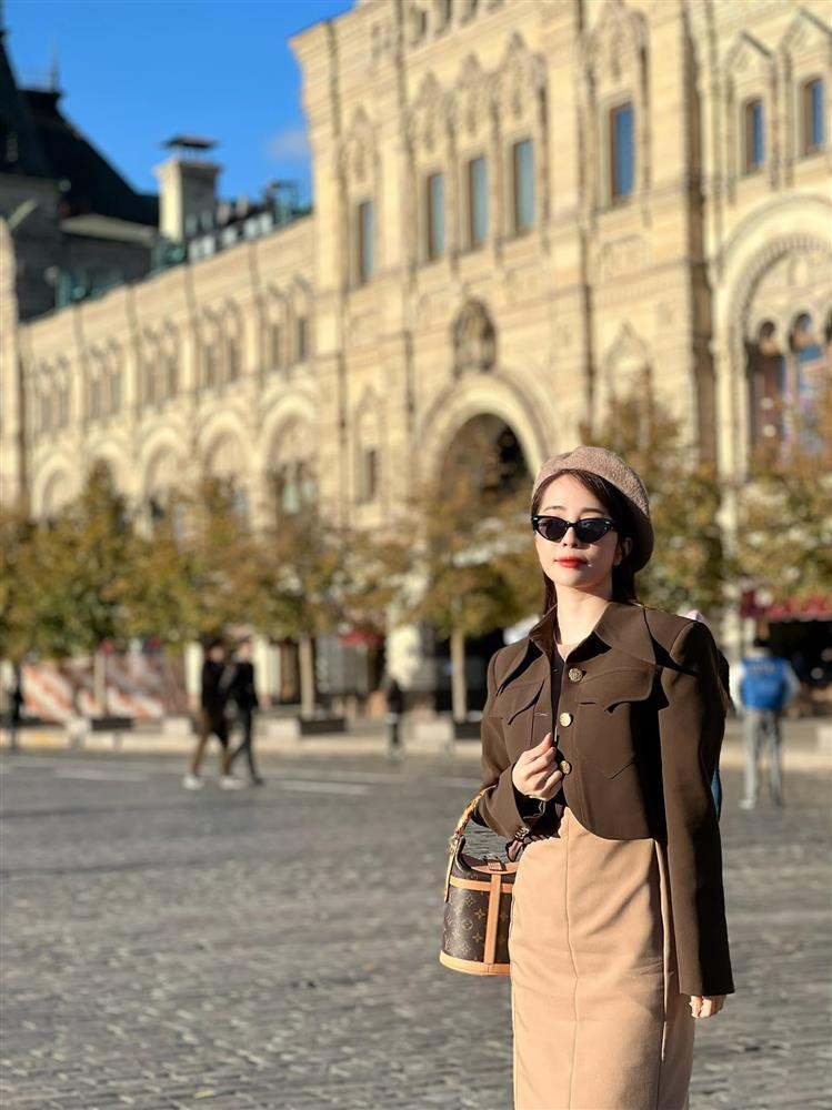 Quynh Nga het ho bao, chuyen style kin dao o nuoc Nga-Hinh-5