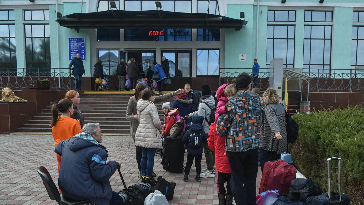 Y do cua Nga khi so tan dan thuong khoi Kherson