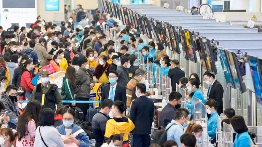 Ve may bay tet: Khach hoi nhieu, mua it