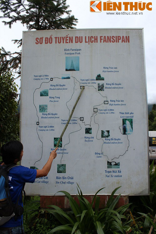 Có 3 cung đường chinh phục Fansipan: cung đường dài nhất từ bản Cát Cát ở độ cao 1.245m, cung đường dốc nhất từ bản Sin Chải ở độ cao 1.260m, cuối cùng là cung đường ngắn nhất 16km từ Trạm Tôn.