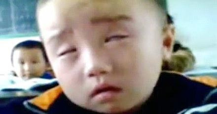 Em buồn ngủ lắm rồi đó!