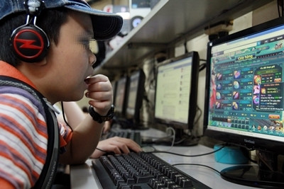 Trẻ con bây giờ ít chơi các môn thể thao, cũng không màng đến những hoạt động ngoài trời, chỉ chăm chăm vào các môn "thể thao điện tử".