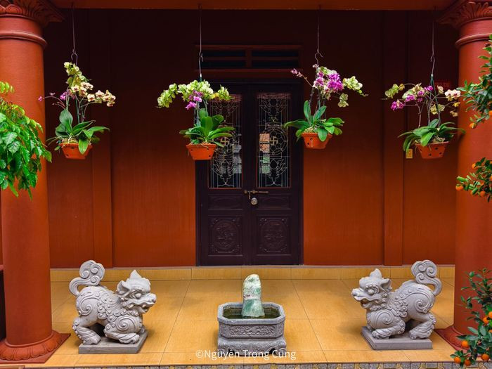 Ngoi chua dep la co nhieu co vat o ngoai thanh Ha Noi-Hinh-5