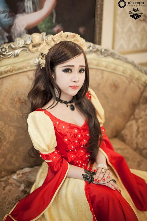 Tiểu thư kiêu kỳ sang trọng của giới quý tộc Châu Âu.