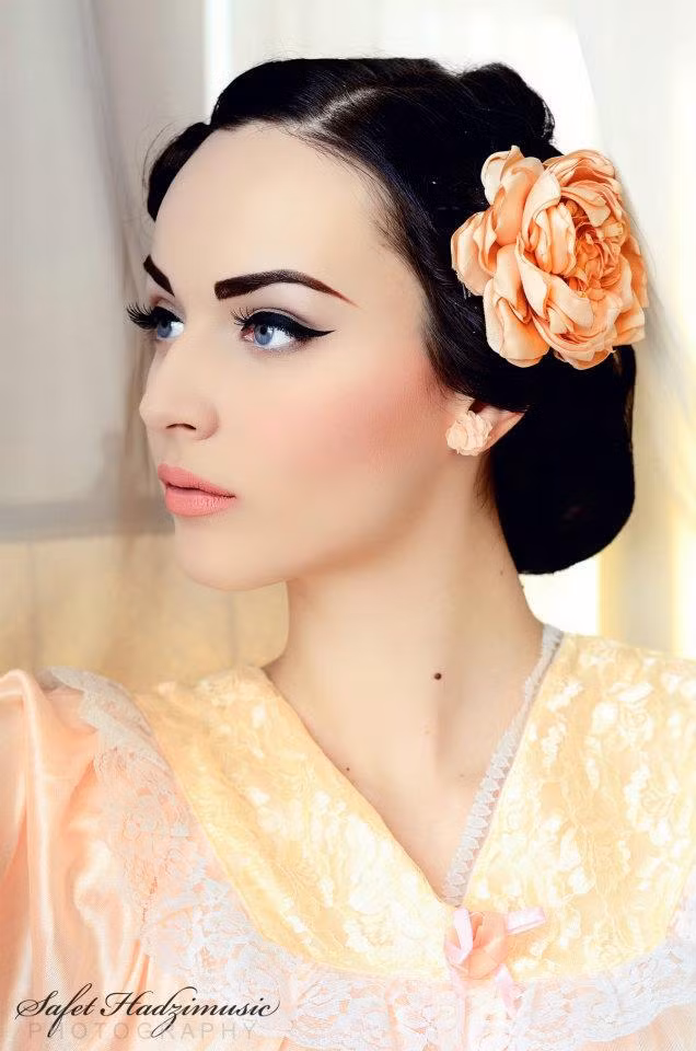 Bên cạnh khuôn mặt đẹp hoàn hảo tới từng chi tiết, Idda còn sở hữu một làn da trắng mịn không tỳ vết khiến biết bao phụ nữ ghen tị.