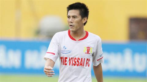 Cùng lứa với Công Vinh, Tấn Tài và Quang Hải nhưng bây giờ các cầu thủ khác vẫn là ngôi sao của bóng đá Việt nhưng Châu Phong Hòa lại mất dạng trên sân cỏ.