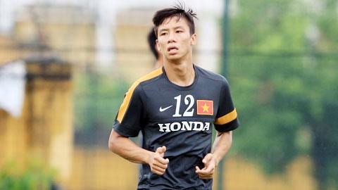 Hậu vệ phải Quế Ngọc Hải: Với việc lên công về thủ nhịp nhàng và góp công lớn trong bàn thắng mở tỷ số trong trận gặp Indonesia Ngọc Hải hiện tại đang là cầu thủ chắc suất cho vị trí hậu vệ bên hành lang phải của đội tuyển Việt Nam.