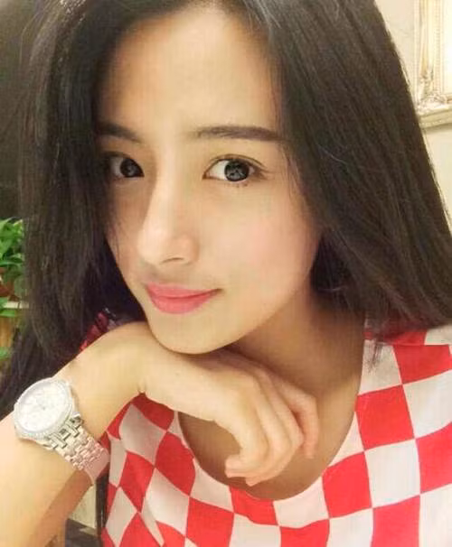 Hoa khoi Dai hoc Dau khi tai sac duoc khen nuc no-Hinh-4