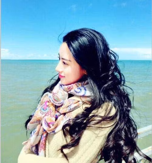 Hoa khoi Dai hoc Dau khi tai sac duoc khen nuc no-Hinh-3