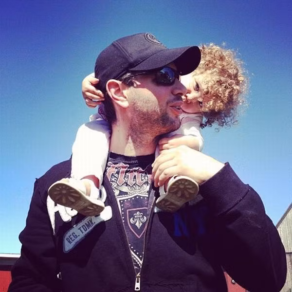 Nhung buc anh ve tinh cha con day cam dong-Hinh-2