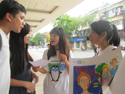 Trước việc môi trường đang bị hủy hoại nghiêm trọng, việc giữ gìn cùng bảo vệ cảnh quan hiện tại là vô cùng cần thiết và là trách nhiệm của không chỉ thuộc về những cá nhân riêng lẻ. Đã đến lúc cộng đồng người Việt Nam cùng đứng lên và tự bảo vệ môi trường sống xung quanh, cũng chính là bảo vệ tương lai của chính bản thân mình.