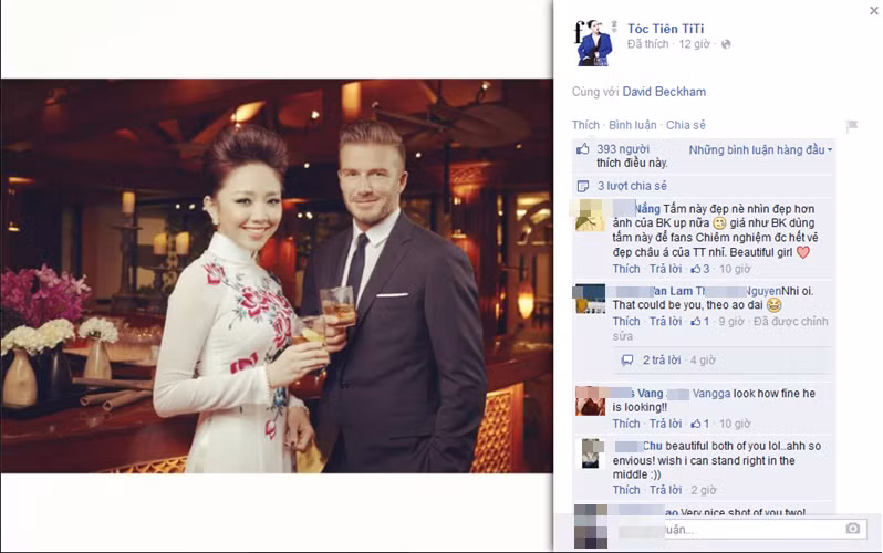 Tóc Tiên cũng tíu tít khoe những bức ảnh được đồng hành với Becks trên trang cá nhân của mình. Cô ca sĩ trẻ mặc áo dài truyền thông và cùng Beckham tham gia sự kiện công bố thức uống mới tại một quán bar trên phố Bà Triệu, Hà Nội.