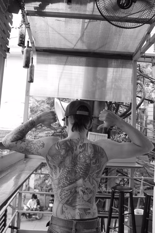 "Được làm điều mình thích, mình mong muốn là một hạnh phúc. Vậy tại sao bạn không thay đổi hạnh phúc của mình cho sự hài lòng như chúng tôi?". Ảnh minh họa: Anh Sơn